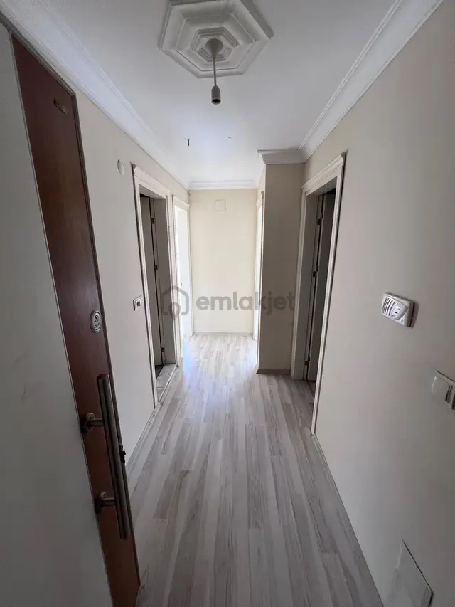 Her Yere Yürüme Mesafesinde Okula Yakın Aileye Uygun Kiralık 2+1 Daire 4