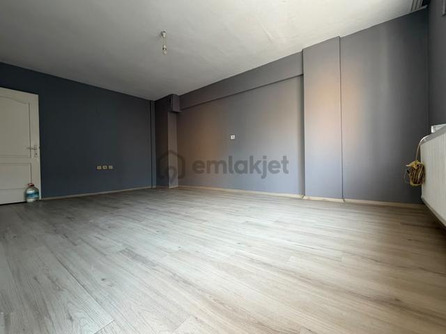 Güven Mh Şirinyer İzban'a 5 Dk 2+1 Doğalgazlı Satılık Boş Daire 3