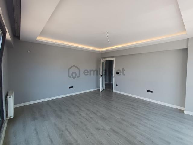 Otuz4|blue Garden Sit. E.banyolu Kullanışlı Satılık 3+1 Daire 2