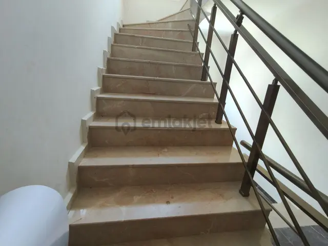Üç Artı Bir Kiralık Daire Davutlar Merkez. 2