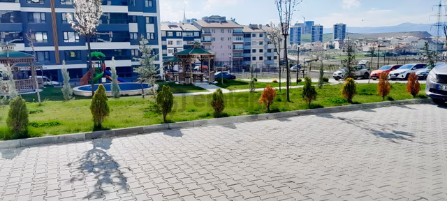 Mevlana Mahallesinde Satılık 3+1 Daire 3