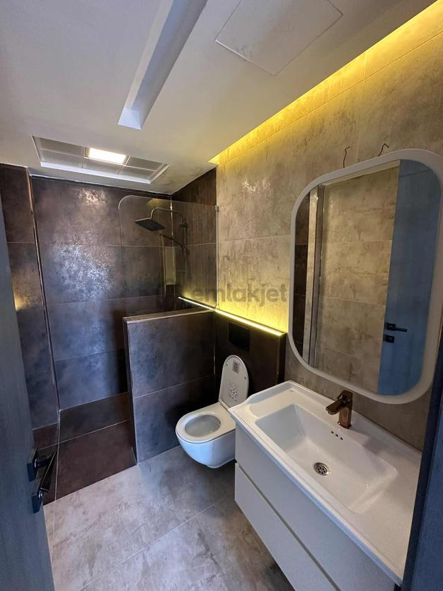 Has Saray Konakları 4+1 Satılık Lüks Site İçinde Daire 3