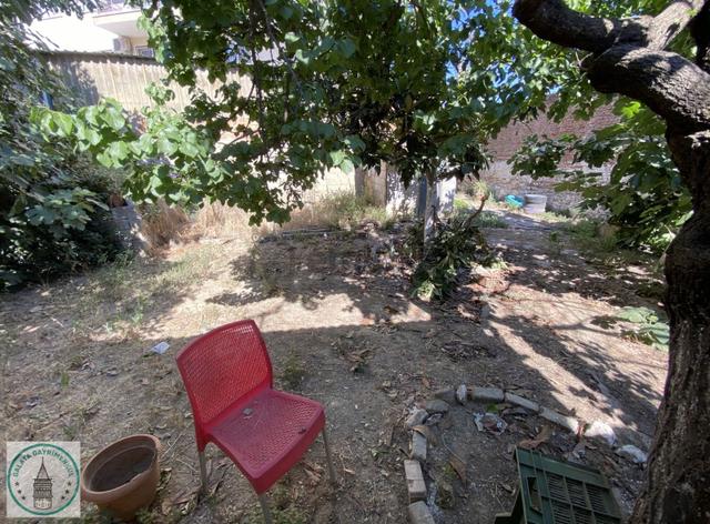 Galata'dan İncirliova Mah.'de 298m² Merkezi Konumda Kerpiç Ev 4
