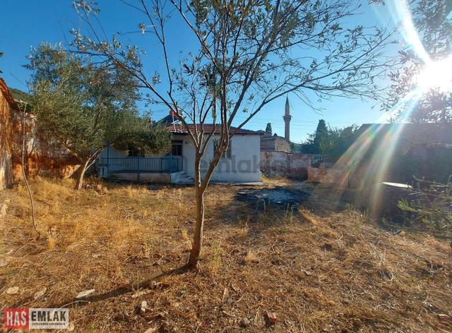 İzmir Kınık Yukarı Mah. Satılık İki Ayrı Ev Ve Arsası 4