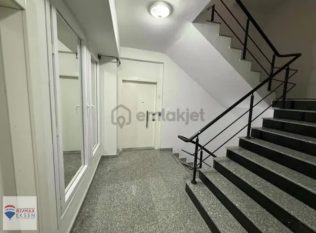 Üsküdar Çengelköy Kurumsala Uygun 450 M2 Kiralık Ofis 2