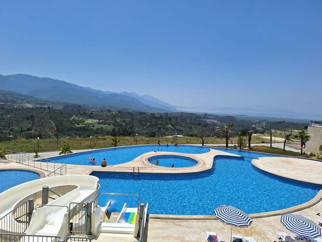 Kuşadası Eşin Golf Resortta Satılık 1+1 Eşyalı Daire 3