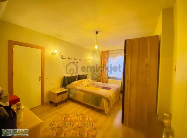 Pınar'da_site_içerisinde_iskanlı_binada_3+1_giyinme_oda_çiftbany 2