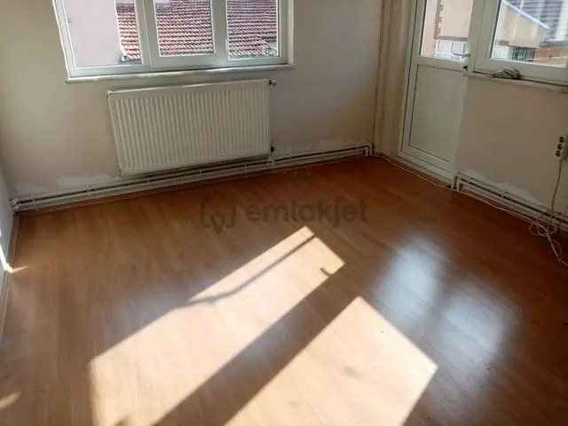 Balıkesir Bahçelievler.demirdağ Emlaktan Kiralık 2+1 Daire 3