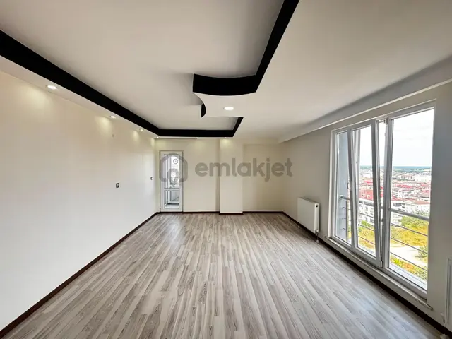 **eryıldız İnşaat'tan**acill Tepe Bölgesinde İskanlı Ful+ful Lüks 2+1 2