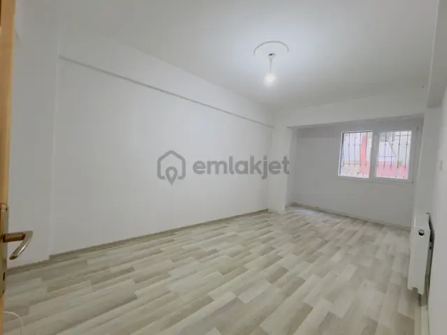 Buca Mustafa Kemal Mah. 2+1 90 M2. Bahçeli Yüksek Giriş Daire 3