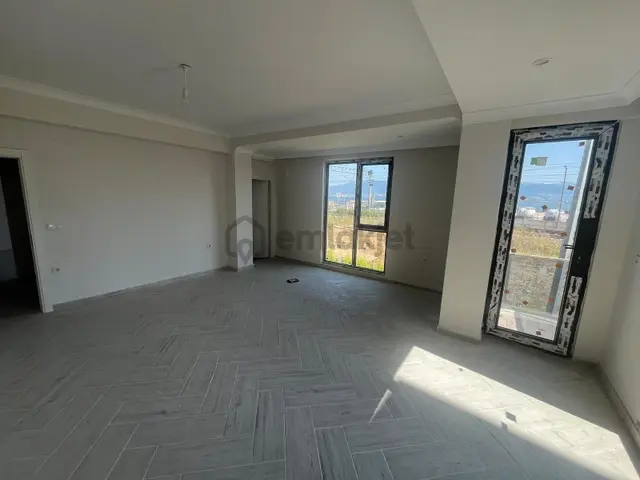İzmit Plajyolu Sea Lıfe 41'de Bahçeli 4+1 Lüks Kiralık Daire 1