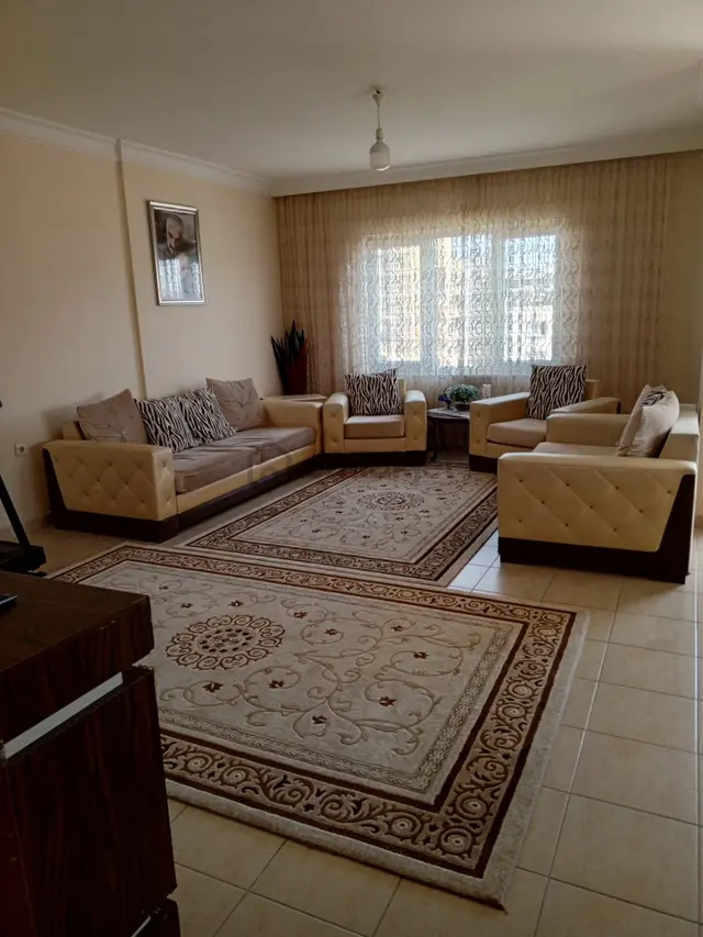 Ellamira’dan Mersin Mezitli Merkez Mahallesi'nde Ferah 3+1 Kiralık Daire 1
