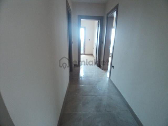 Adana Sarıçam Buruk Tokilerde Yola Yakın Yemek Odalı 2,5 +1 Kiralık Sıfır Kullanılmamış Daire 5