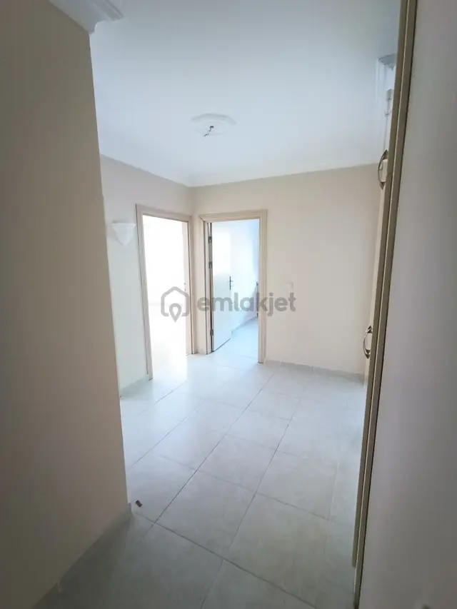 Kırkgül Gayrimenkulden Göktürk'te İyi Konumda 2+1 Satılık Daire 3