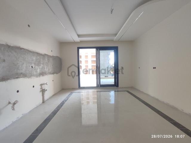 Yenisanayi Mahallesi Şahin Tepesinde Satılık 4+1 Daire 3