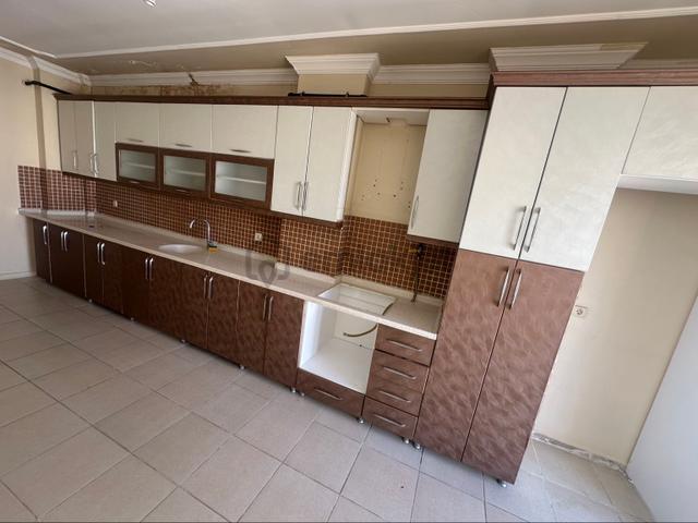 Sürer Emlak`tan Kiralık 3+1 Daire`miz Merkezi Konumda Kalmakta 4