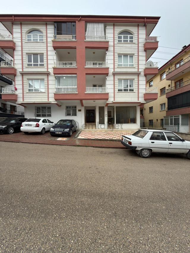 Han Gayrimenkulden Bağlumda Uygun Fiyata Kiralık Dükkan 2