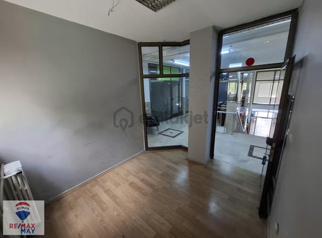 Turan Güneş Bulvarı Gata 2 İş Merkezinde Kiralık Ofis 4