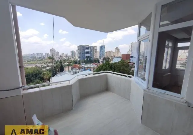 Beyazevler'de 12 Yaş/geniş Oturum/3+1 K.mutfak/kiler Lüks Yapılı Masrafsız 2