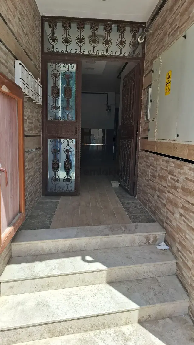 Merkezde Geniş Daire 2