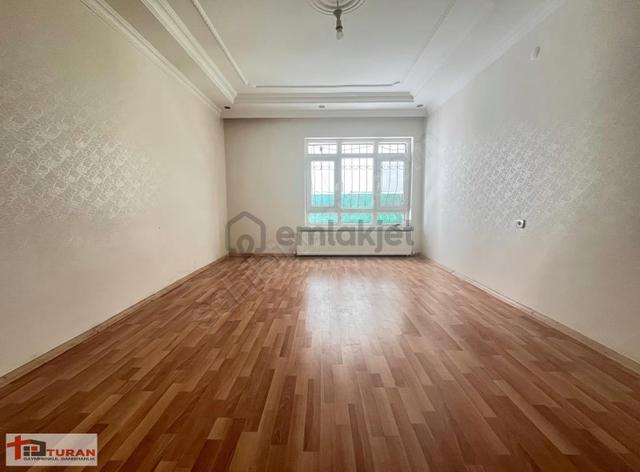 Şehit Kubilay Mah Asansörlü 3+1 Kiralık Daire** 4