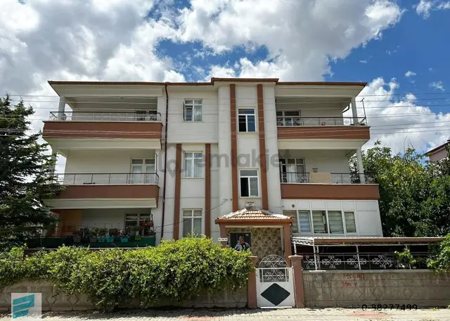 Hisar Mah.de Tek Daire Fiyatına 3 Katlı Komple Satılık Bina 1