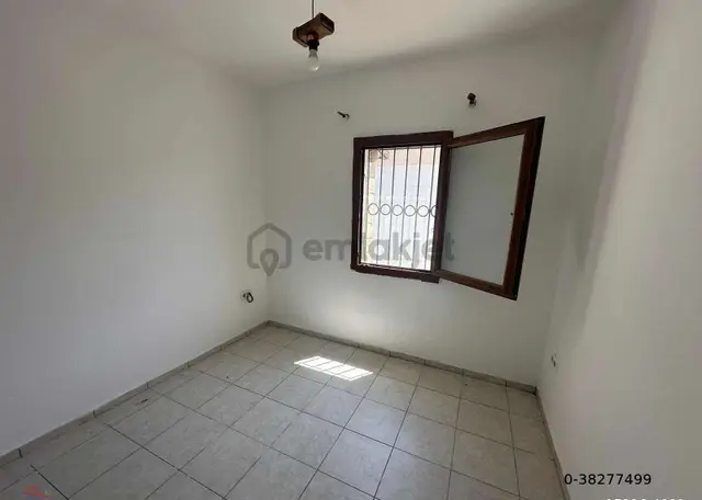 Bodrum Merkez'de 1+1 Kiralık Üst Kat Daire 3