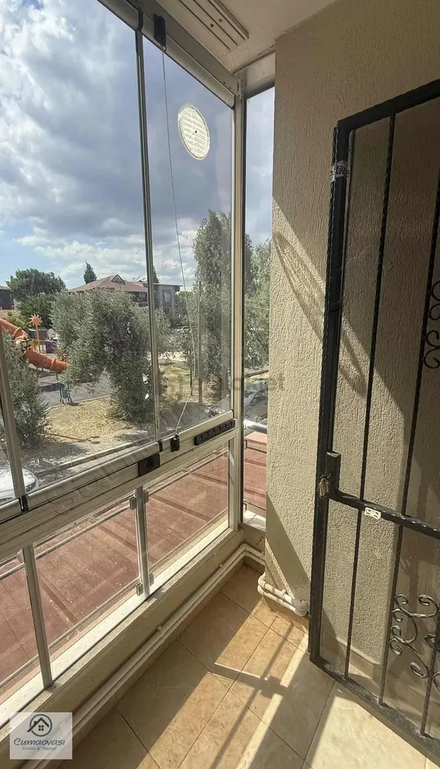 Cumaovası Emlaktan Kemalpaşa Mah.2+1 Açık Mutfak 70 M2 Daire 1
