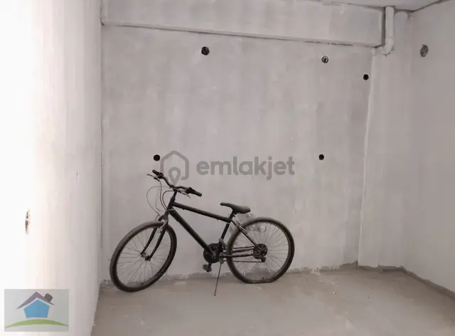 Pino Dan Buca Göksu Mahallesinde 4 Katlı Komple Satılık Bina 2
