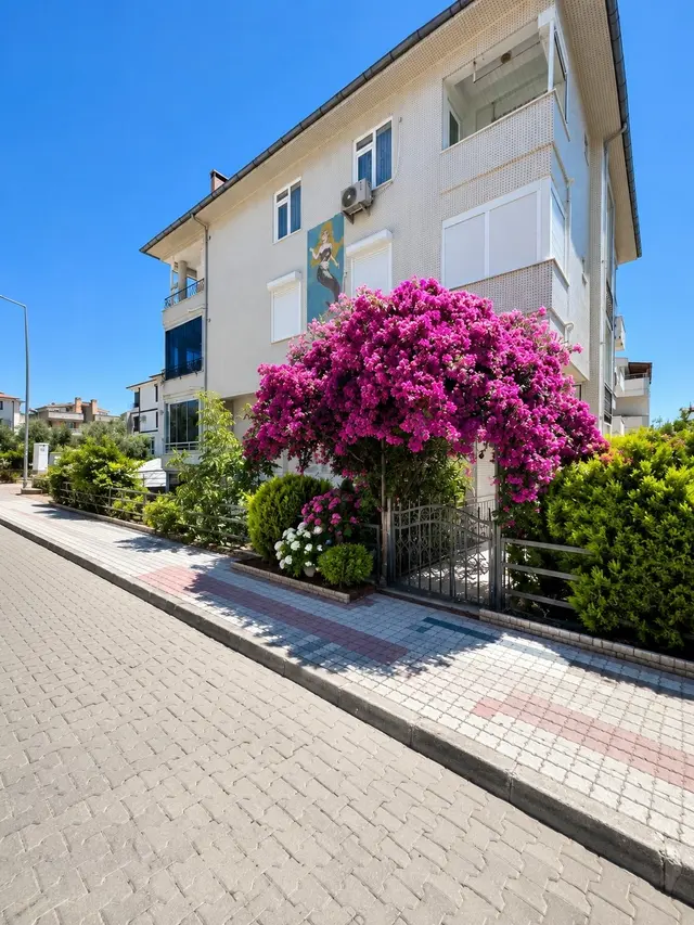 Altınolukta 2+1 Deniz Manzaralı Eşyalı Kiralık Daire 1