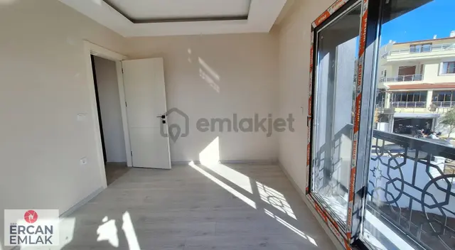 Özdere'de Kaçmaz Deniz Ve Doğa Manzaralı 5+1 Sıfır Villa 3