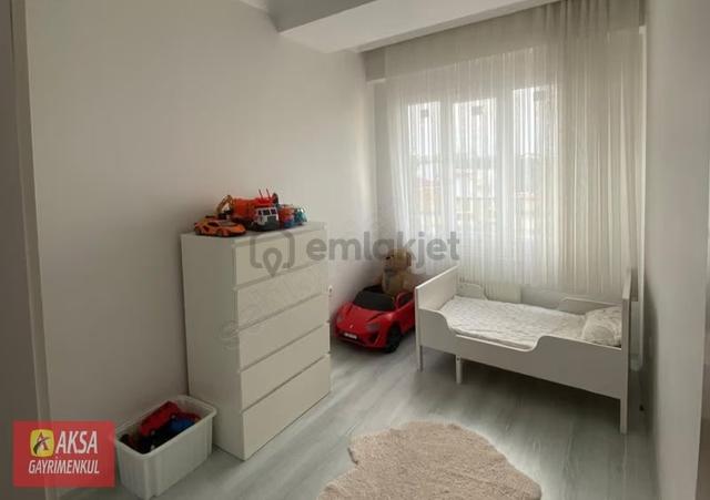Bahçelievler Yenibosna Zafer Mah Satılık Lüks Daire Kat. 6.3+1 4