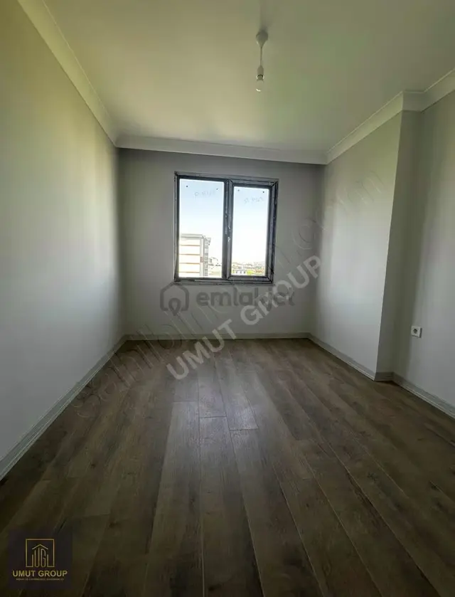 Merkezi Konum Havuzlu Site İçerisin De Geniş Daire 5