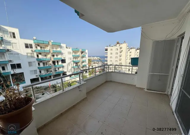 Bizim Emlak'tan 3+1 Site İçi Satılık Daire 3
