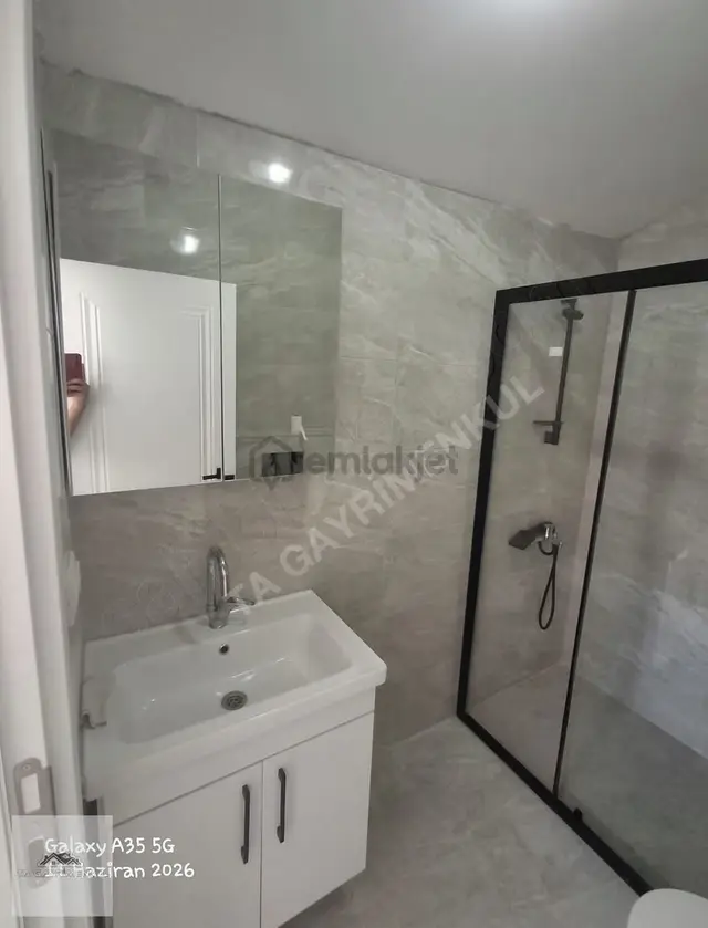 Cumhuriyet Mahallesi'nde Kiralık 2+1 Daire (80m²) 1