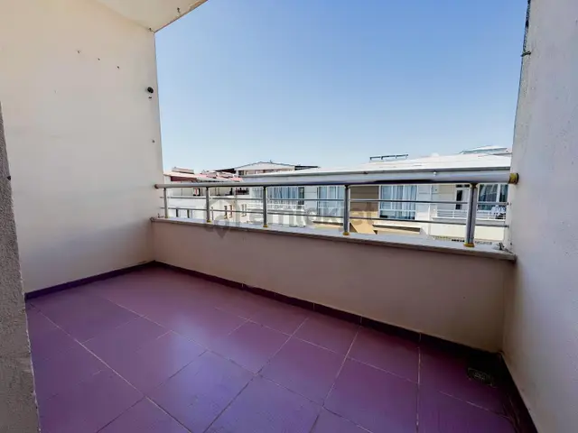 Van Yapı Emlak'tan Kiralık 3+1 Daire Merkezi Konum'da 160 M² 4