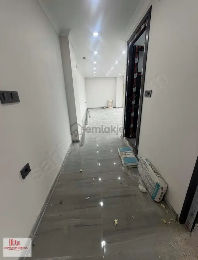 Uzemar'dan/küçükçekmece/tevfikbey/kiralık&dükkan 2