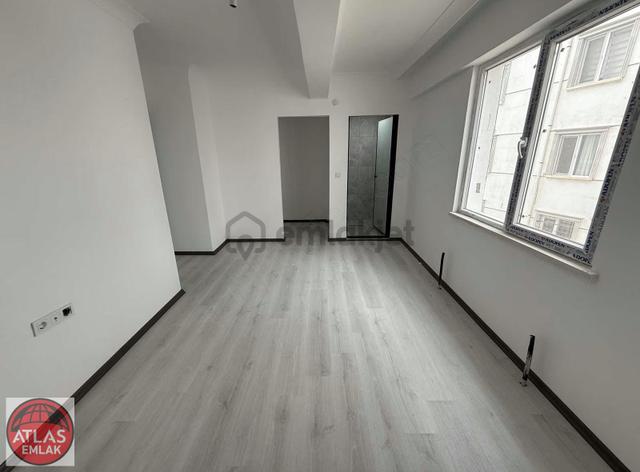 !atlas'tan Cadde Arkası 3+1 Giyinme Odalı Masrafsız 130 M2 Daire 2