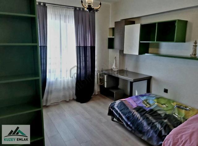 Güneşevlerin En Güzel Lokasyonunda Manzaralı Süper Lüks 4+1 2