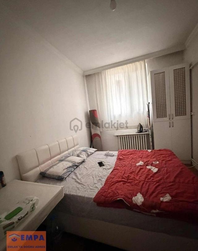 Gençlik Caddesinde Eşyalı Kiralık 1+1 4