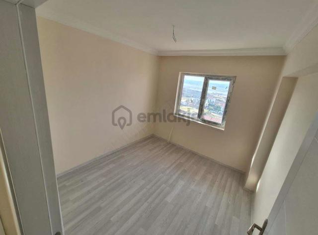 Ana Cadde Yakını Geniş Daire 3