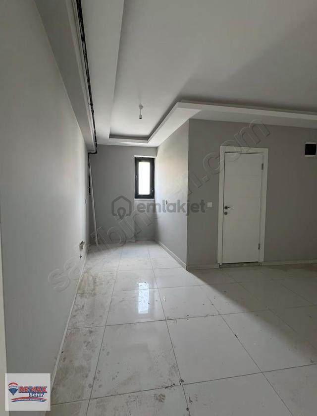 Re/max Şehir'den Şehir Center İş Merkezinde Kiralık Ofis 4