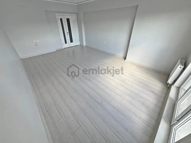 Yuvam'dan Mustafa Kemalde Merkezi Konumda 3+1 Kiralık Daire !!!! 2