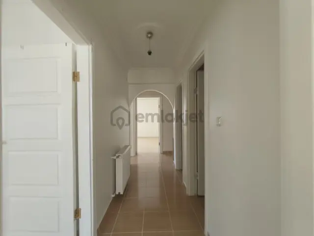Yılmaz Gayrımenkulden 2.katta 3+1 130 M2 Geniş Daire 3
