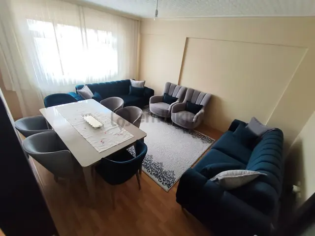 Yılmaz Gayrımenkulden Yapılı Masrafız Katta 3+1 Satılık Daire Asansörlü 2