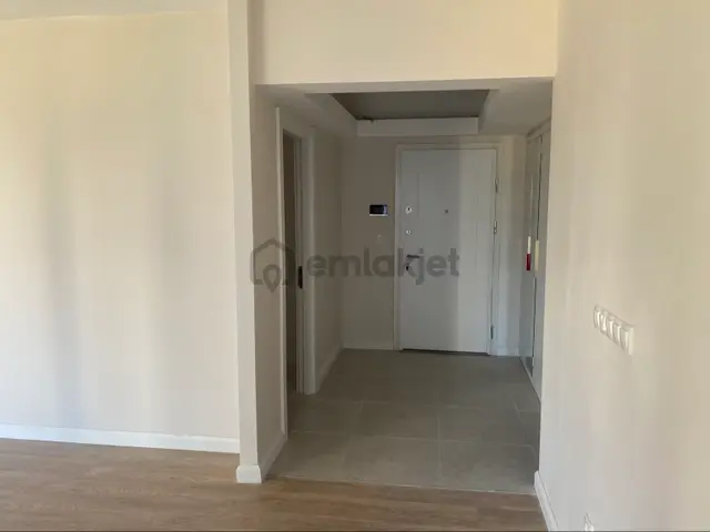 Sahibinden 3+1 143 Metre Kare Güney-doğu Cephe Sıfır Krediye Uygun Park Yanı Daire 4