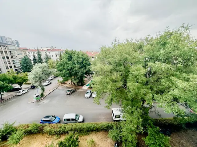 Ümitköy Sitesinde Yenilenmiş 3+1 Metro Ve Galleria Yakını 4