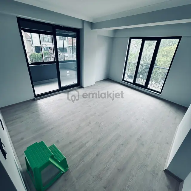 Sunullah Mah. 60 M2 Ayrı Mutfak Ve Balkonlu 1+1 Satılık Daire 1