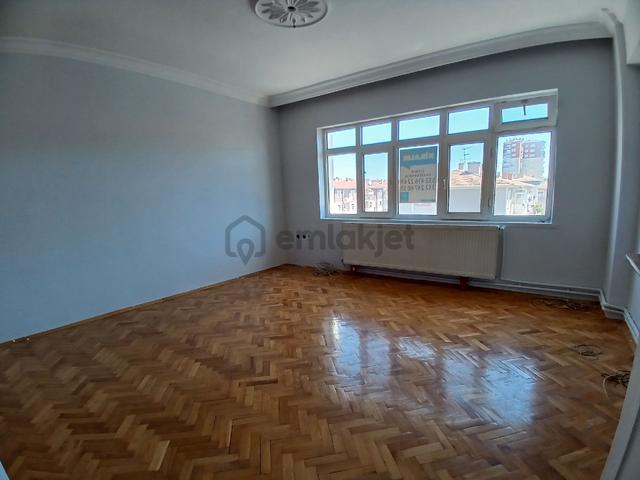 Çıtırık'tan Sincan Fatih Mh. Metro Yakını Kiralık 3+1 Daire 2
