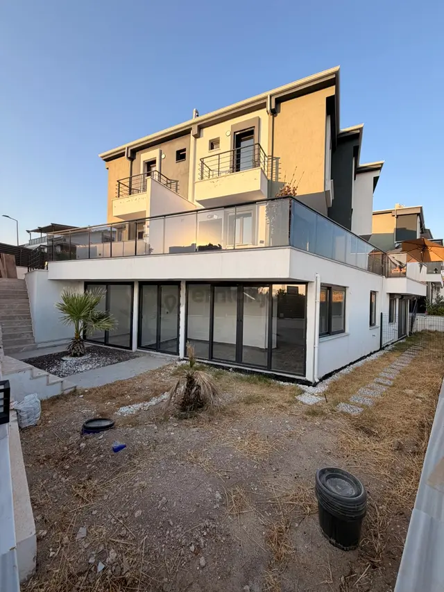❗️sürekli Kiralık 3+1 Havuzlu Villa❗️ 5